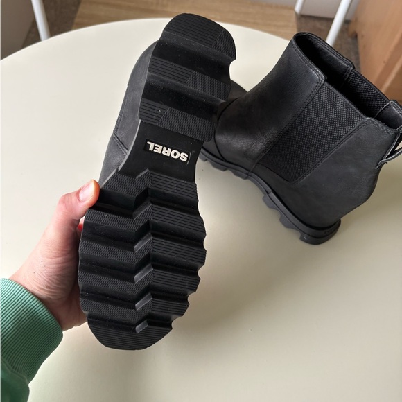 Sorel Black Ankle Booties - Picture 5 of 8